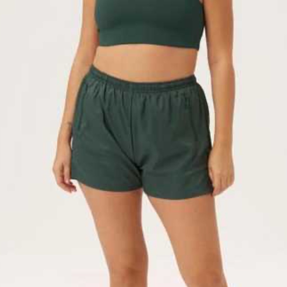 Girlfriend Collective Gazelle Shorts in Moss